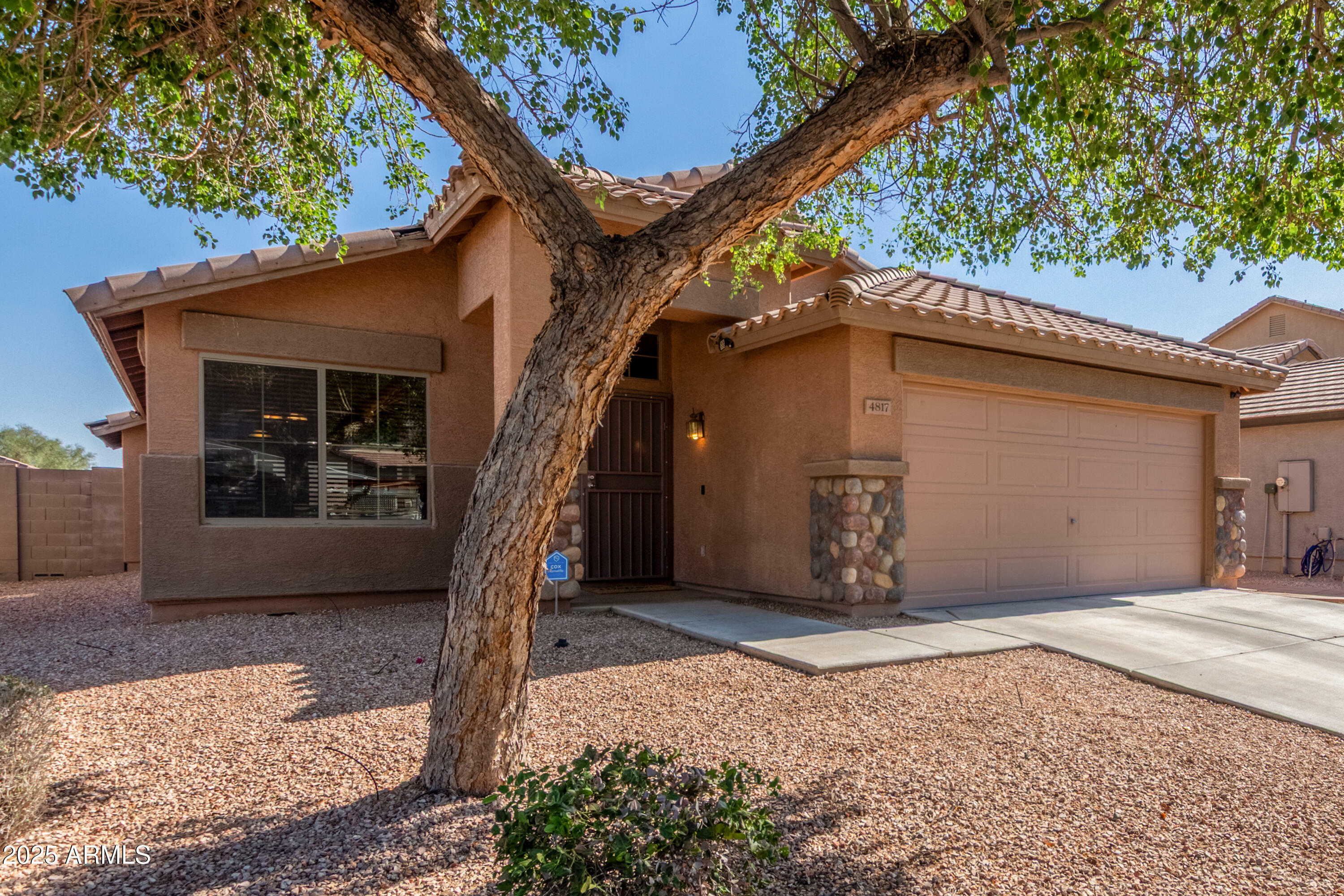 Property Photo: 4817 W St Charles Avenue AZ 85339