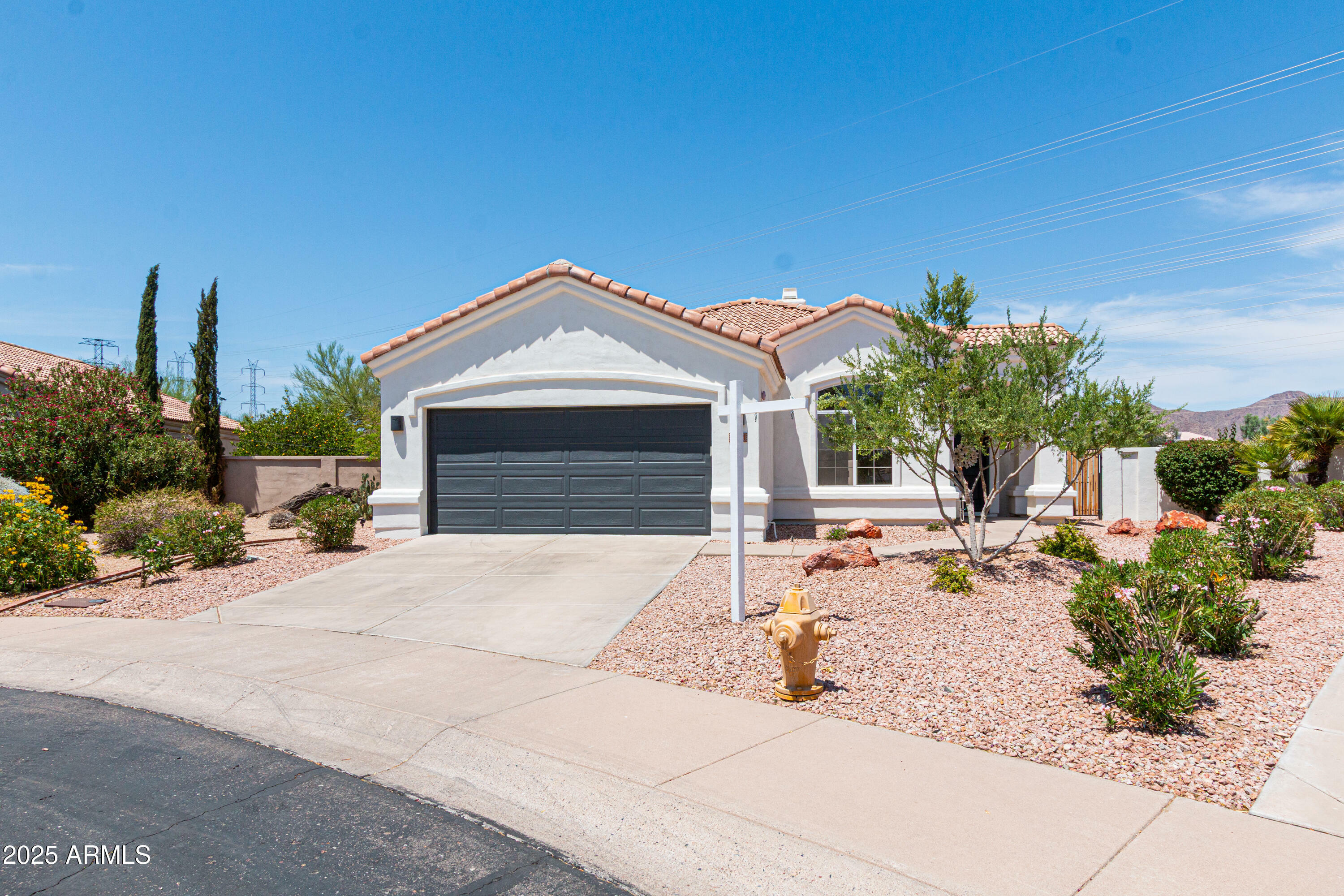 Property Photo: 9791 N 118th Way AZ 85259
