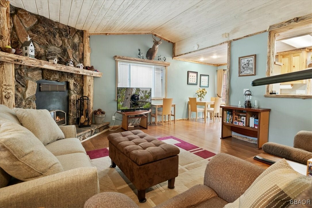 Property Photo: 593 Leonard Lane CA 92386