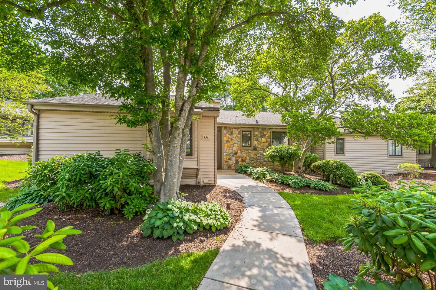 Property Photo: 431 Eaton Way PA 19380