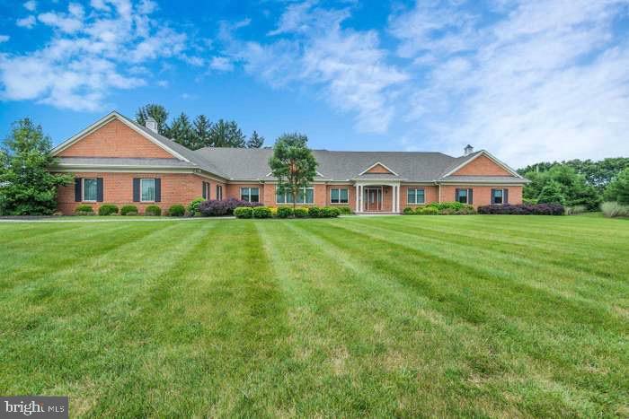 Property Photo: 7050 Creek Crossing Drive PA 17111