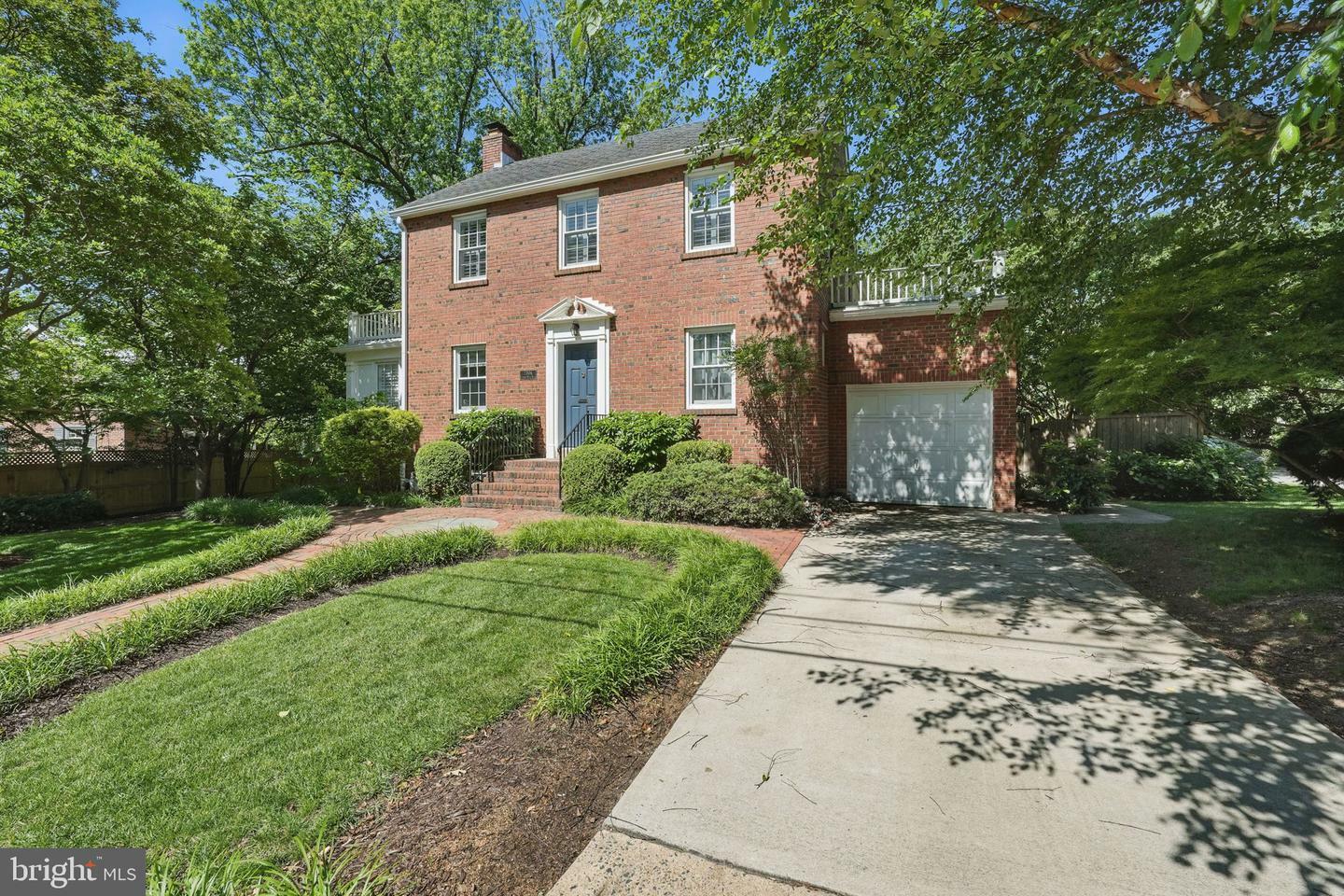Property Photo:  2306 Cameron Mills Road  VA 22302 