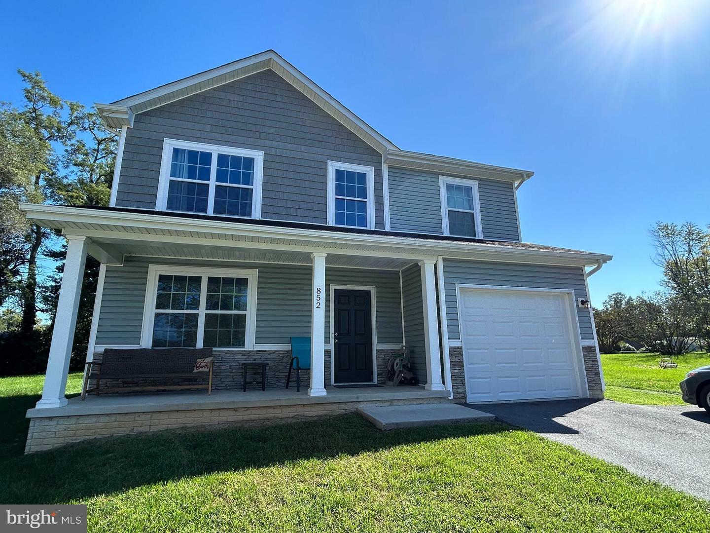 Property Photo: 852 Jefferson Avenue WV 25414