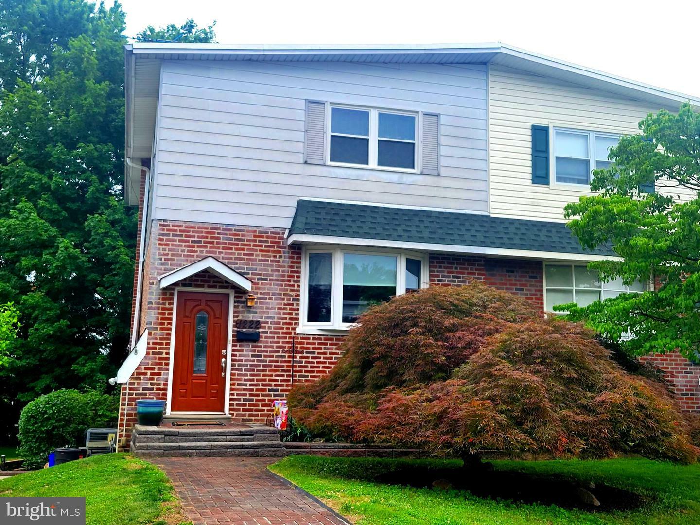 1222 Jennifer Road  Philadelphia PA 19116 photo