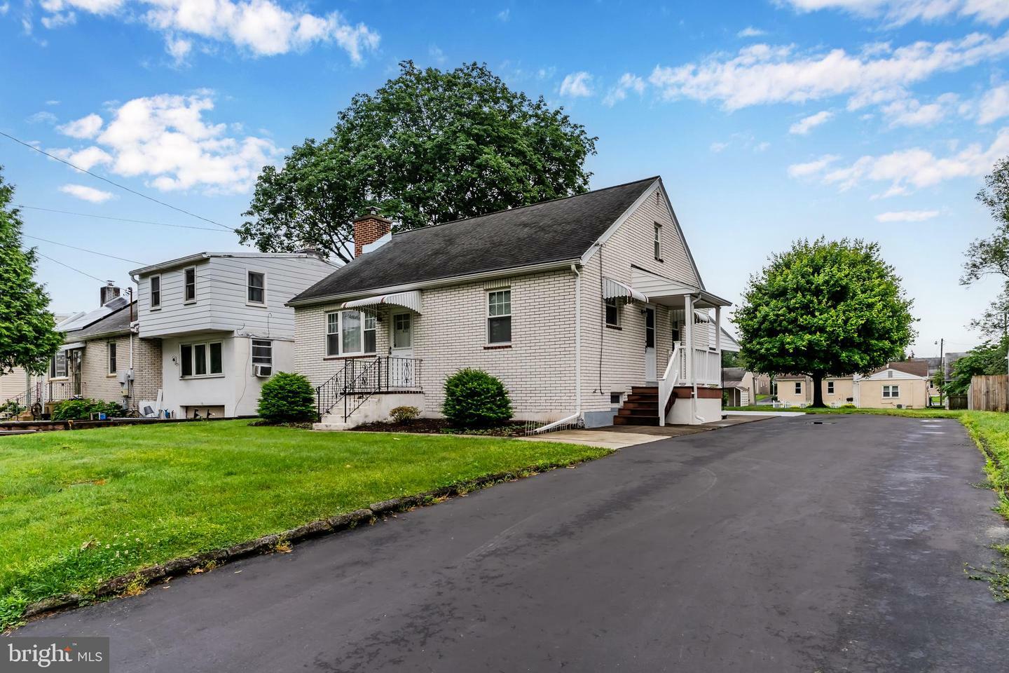Property Photo: 4711 Marblehead Street PA 17109