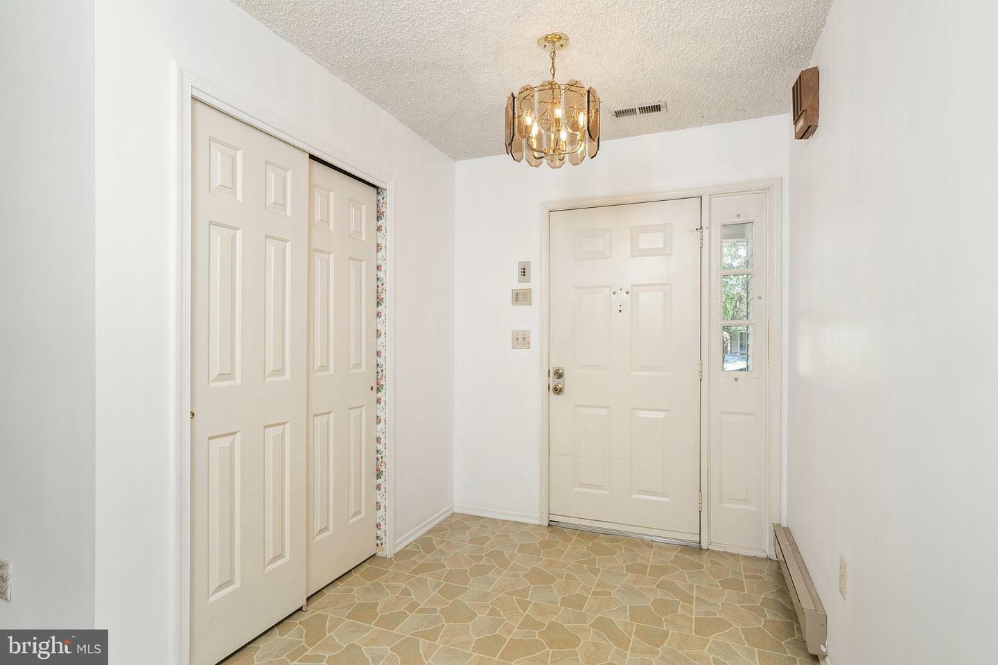 Property Photo: 30 Hilltop Lane W NJ 08022