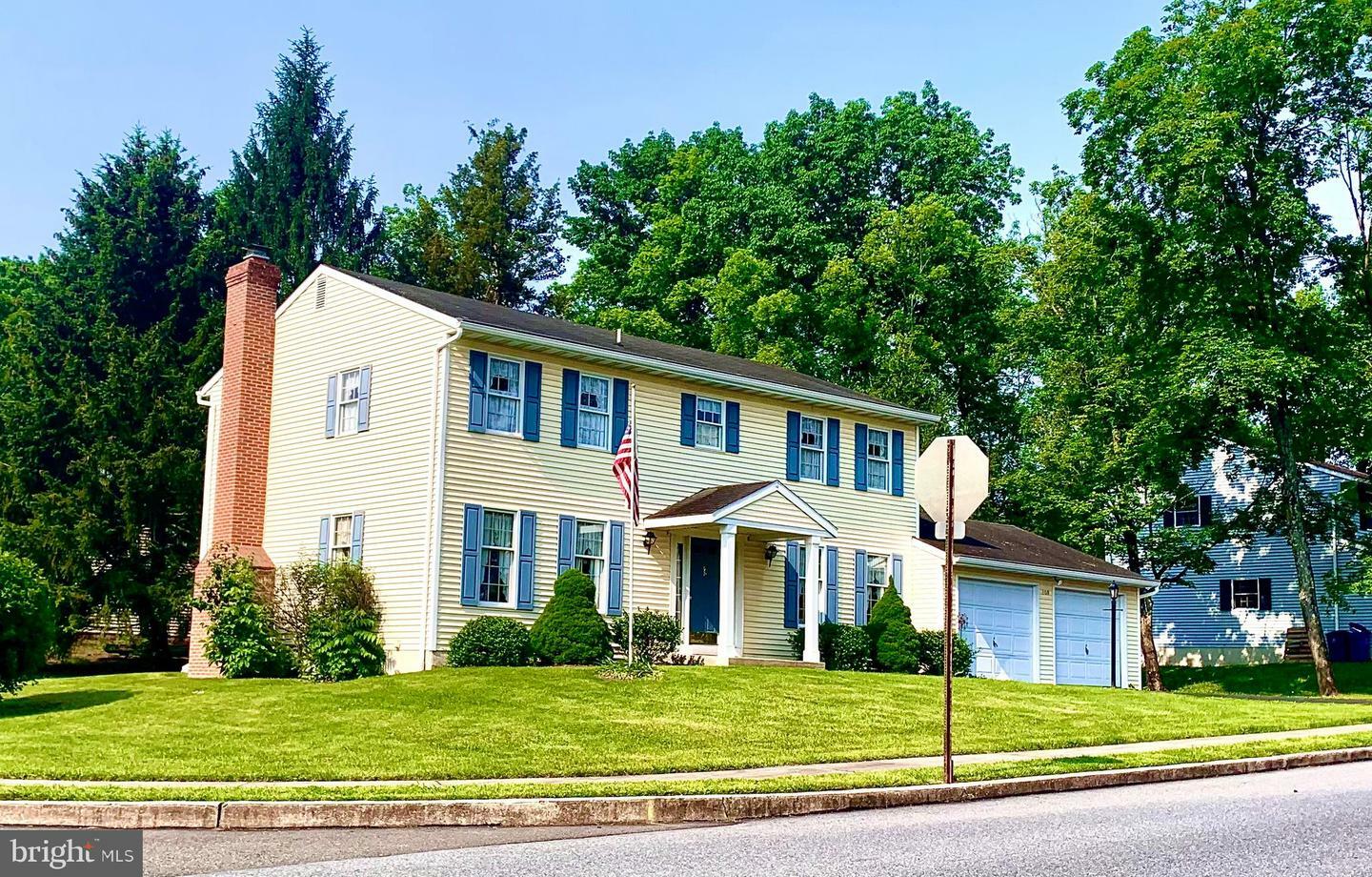 208 Russell Avenue  Douglassville PA 19518 photo