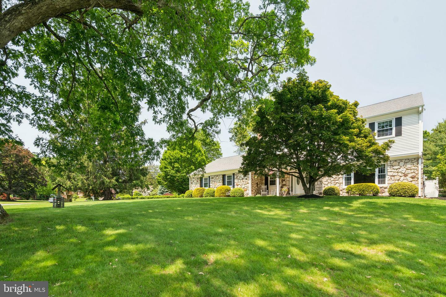 Property Photo: 5615 S Deer Run Road PA 18902