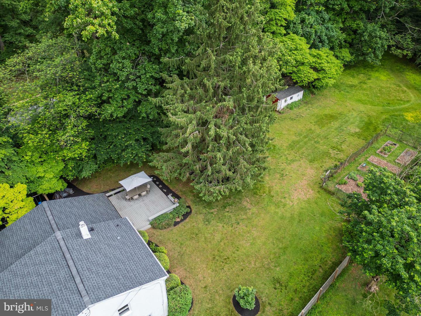 Property Photo: 1425 Burke Road PA 19380
