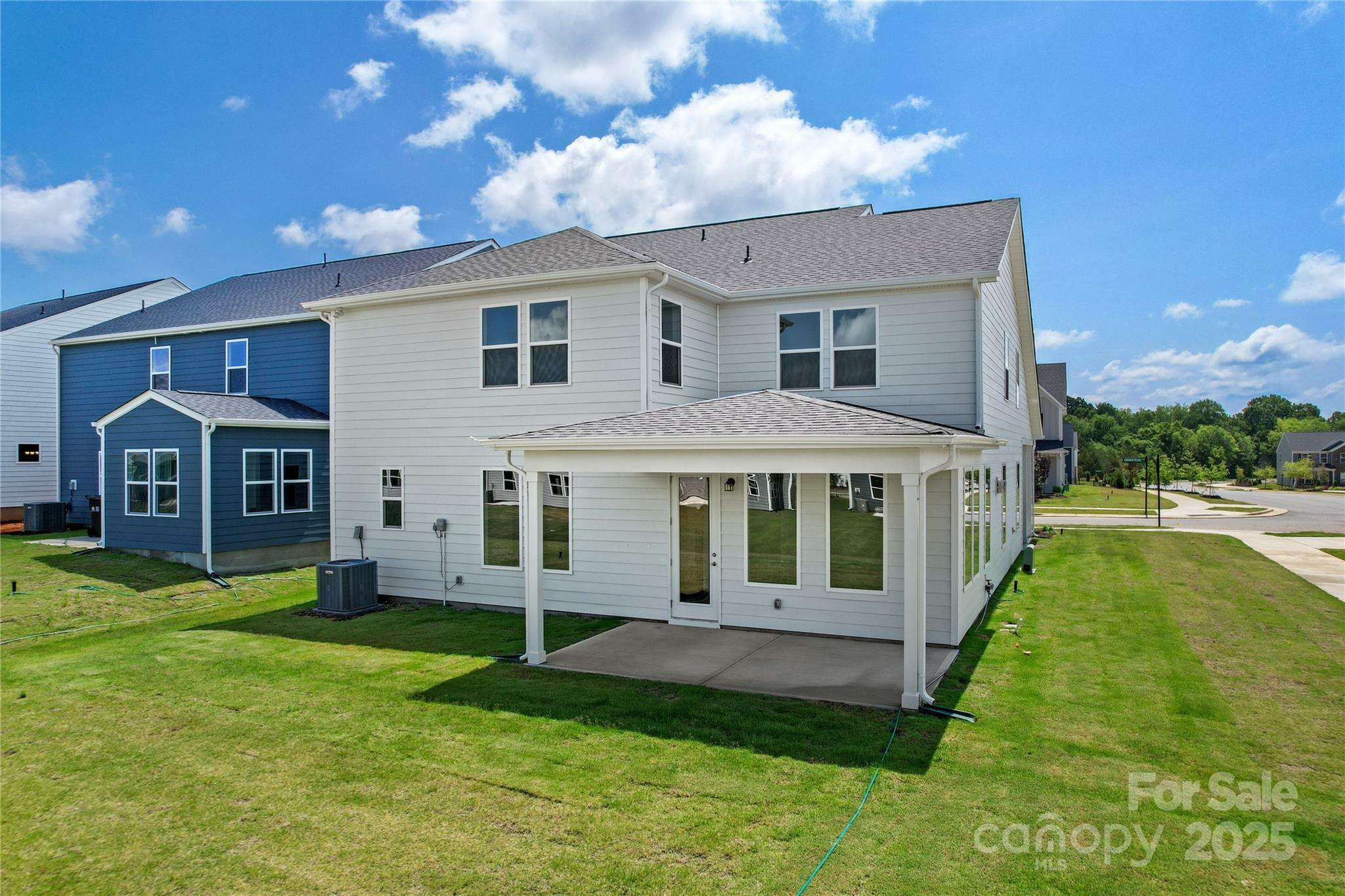 Property Photo: 12009 Grinstead Lane 303 NC 28278