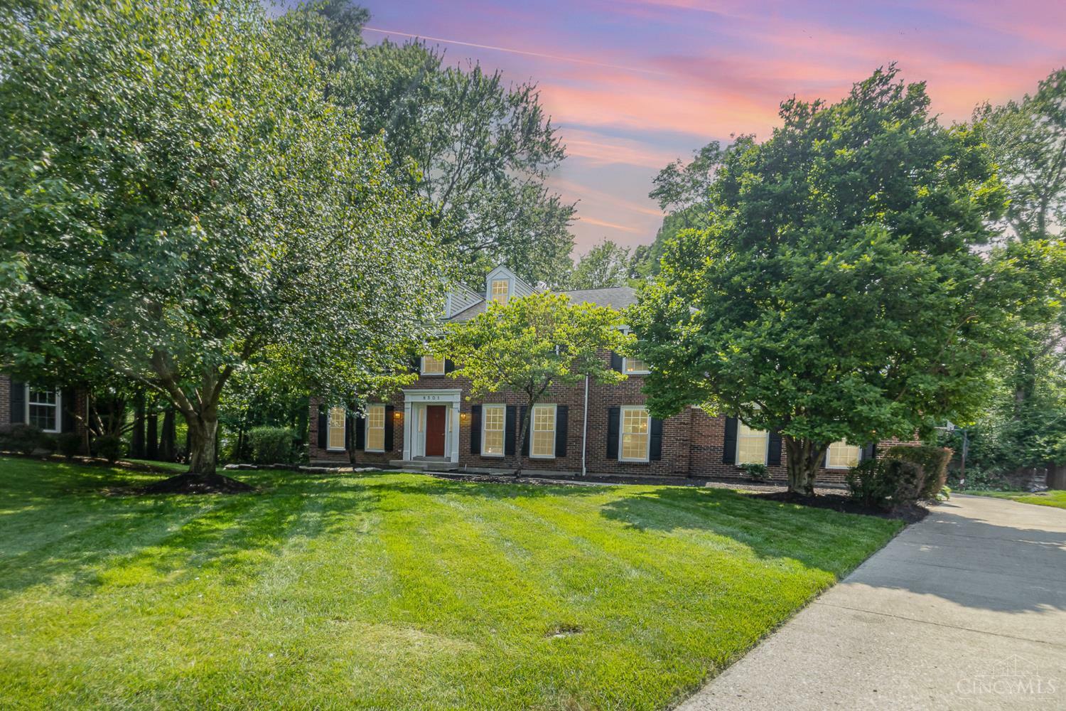 8501 Nottingwood Drive  Anderson Twp OH 45255 photo