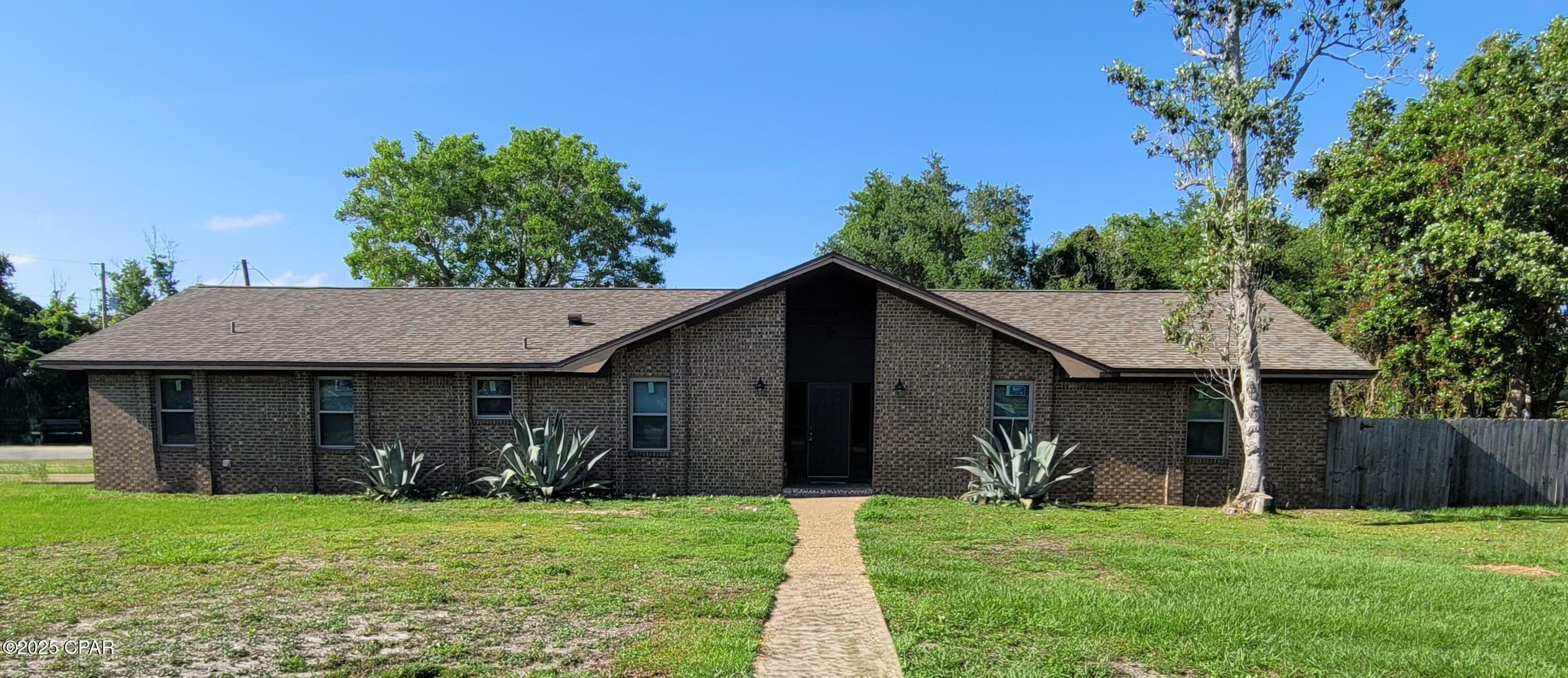 Property Photo: 502 E 3rd Street FL 32444