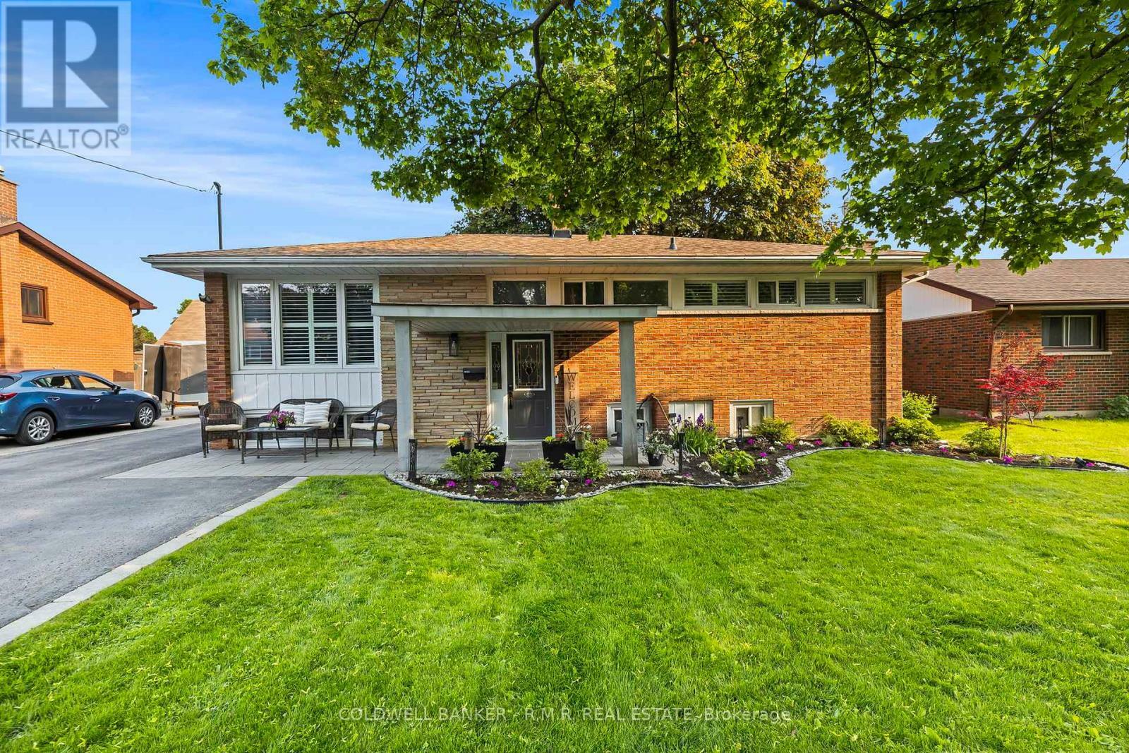 21 Parkway Crescent  Clarington (Bowmanville) ON L1C 1B9 photo