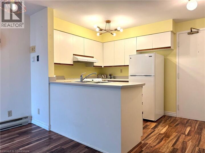 Property Photo:  41 Valleyview Road 49  ON N2E 3H9 