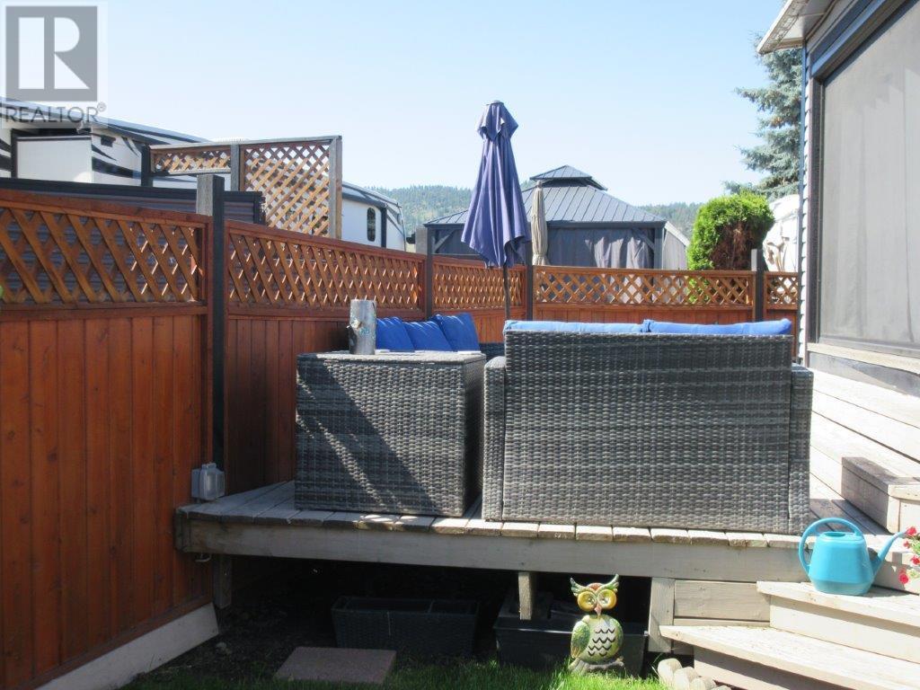 Property Photo: 415 Commonwealth Road 16 BC V4V 1P4