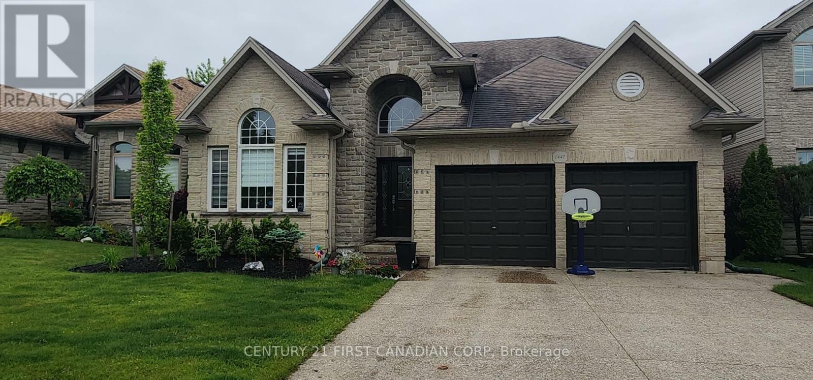 Property Photo: 1447 Kains Woods Terrace ON N6K 4Z6