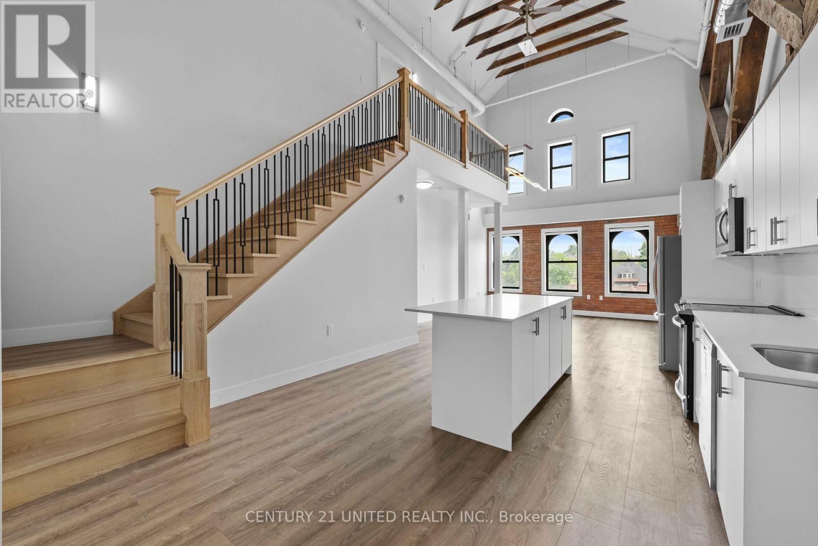Property Photo:  475 George Street North 403  ON K9J 3G6 