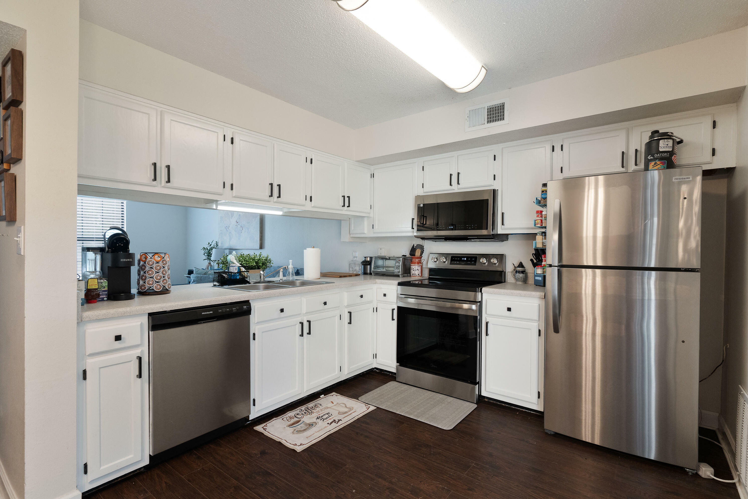 Property Photo: 412 NW Odin Lane FL 32548