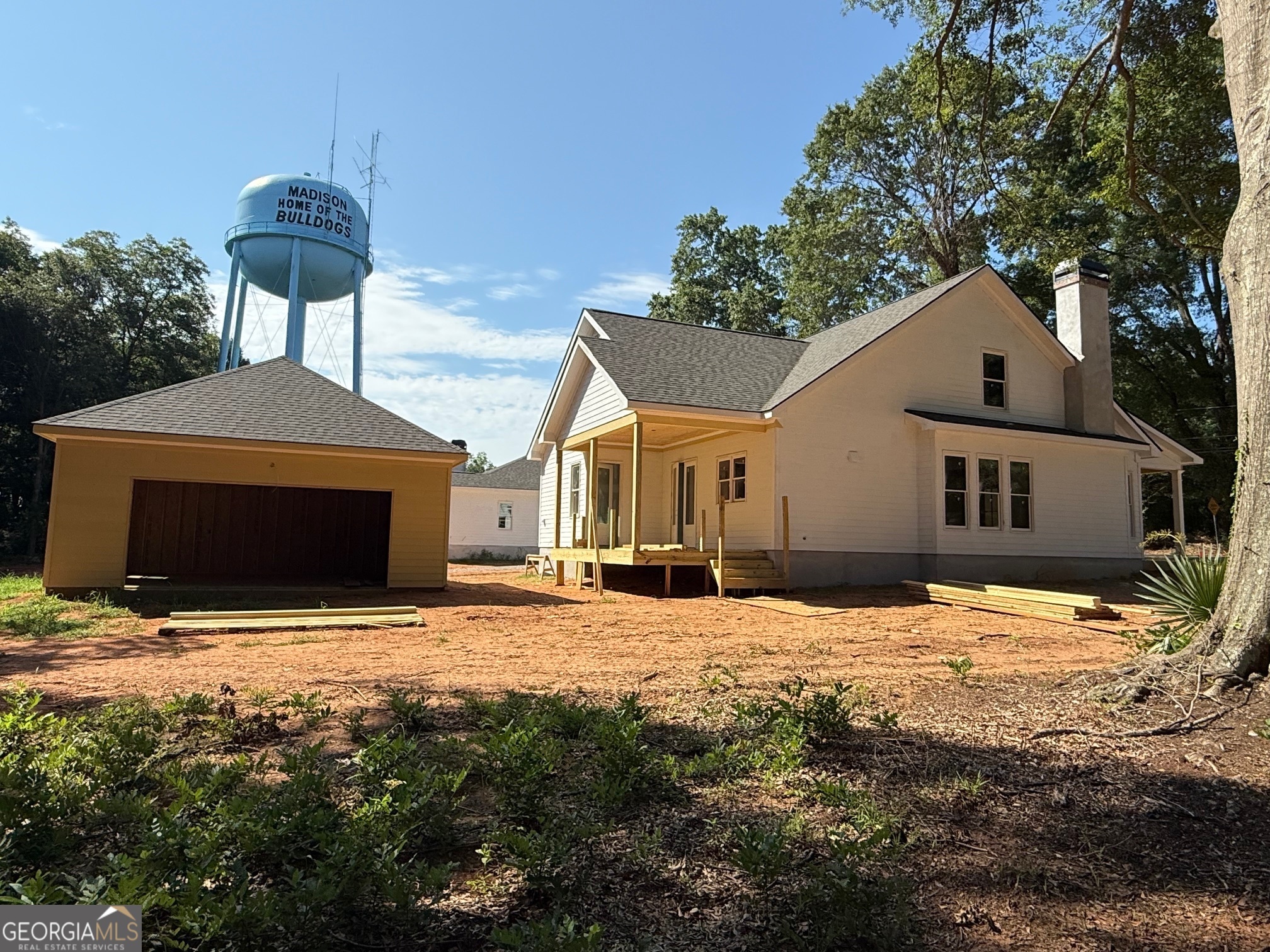 Property Photo:  679 College Drive  GA 30650 