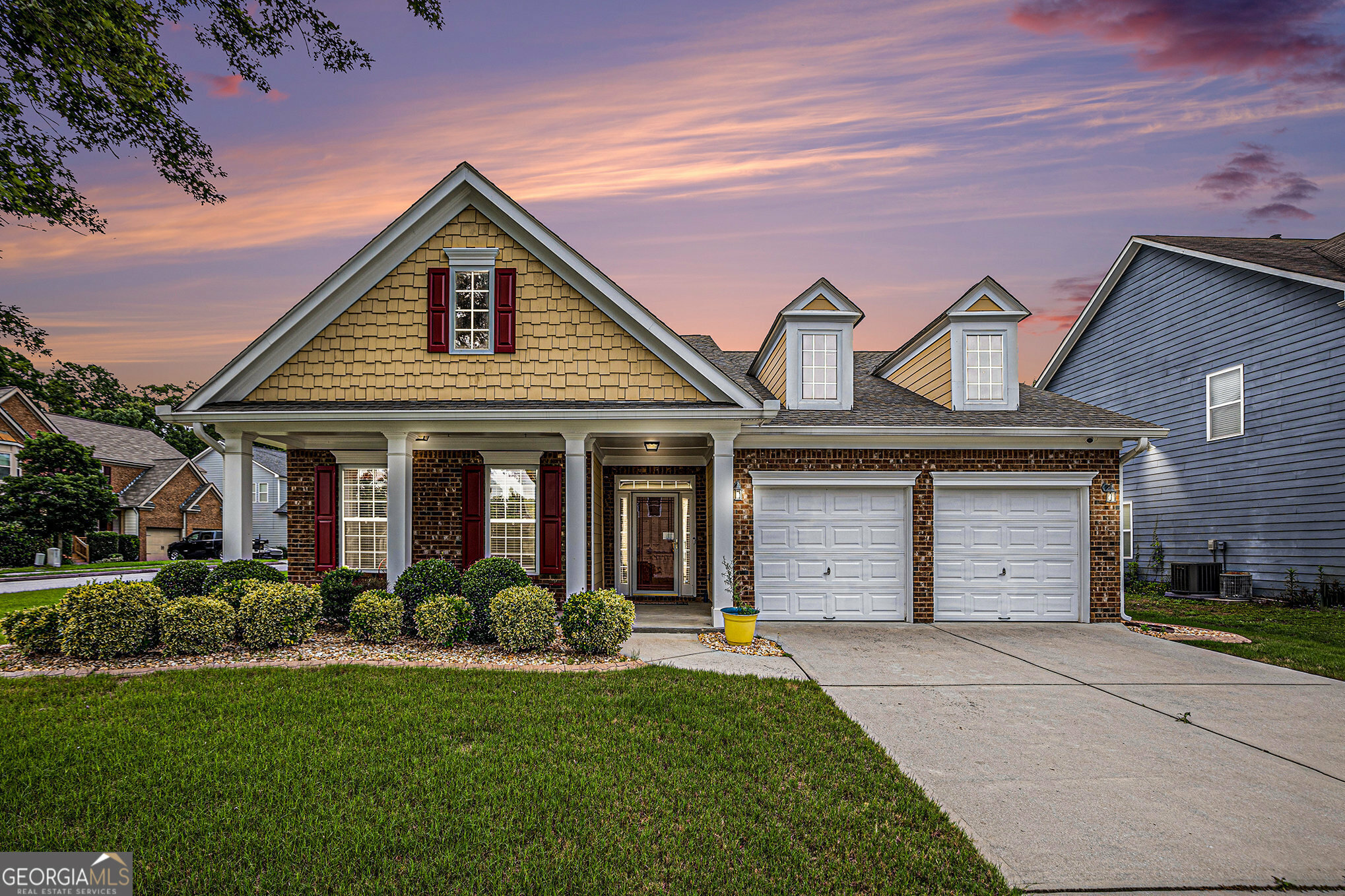 Property Photo: 4200 Vinca Way GA 30291