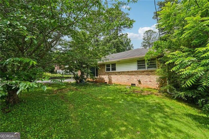 Property Photo:  2880 Shallowford Road  GA 30341 