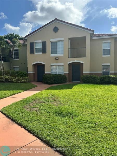 Property Photo:  10348 Fox Trail Rd 510  FL 33411 