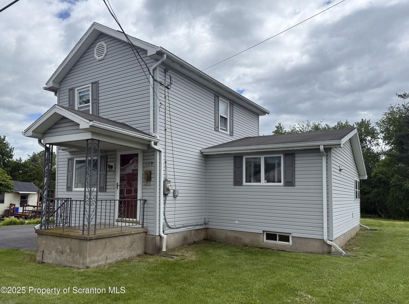 Property Photo:  129 Casper Street  PA 18518 