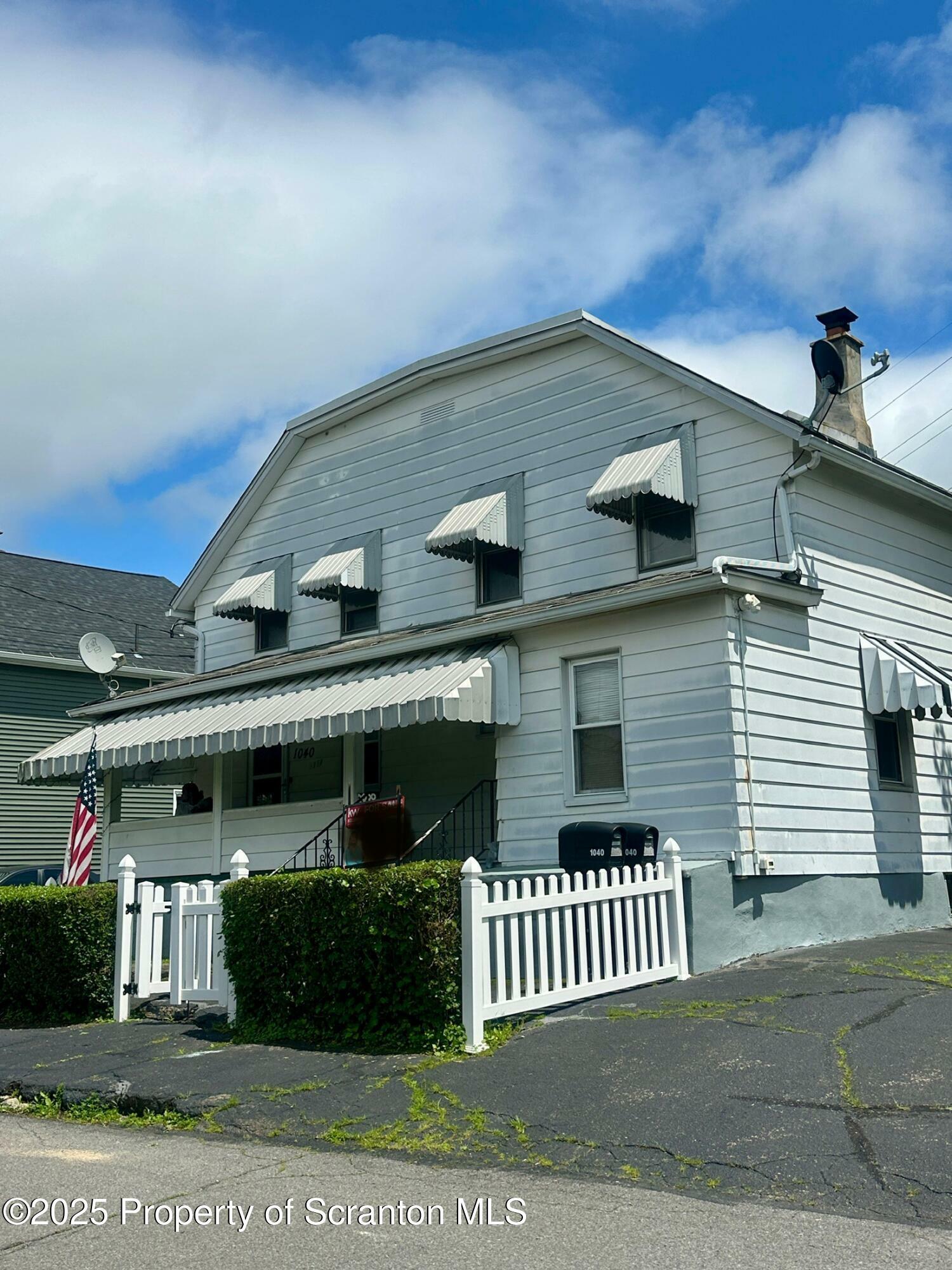 Property Photo: 1040 Mark Avenue PA 18510