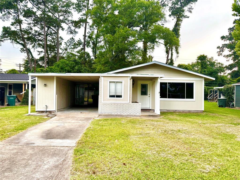 Property Photo: 3025 19th Street TX 77706