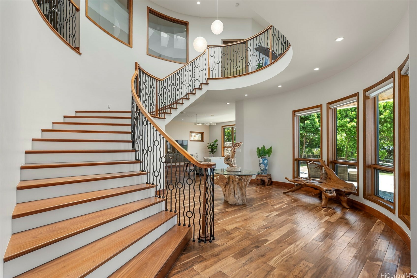 Property Photo: 4967 Maunalani Circle B HI 96816