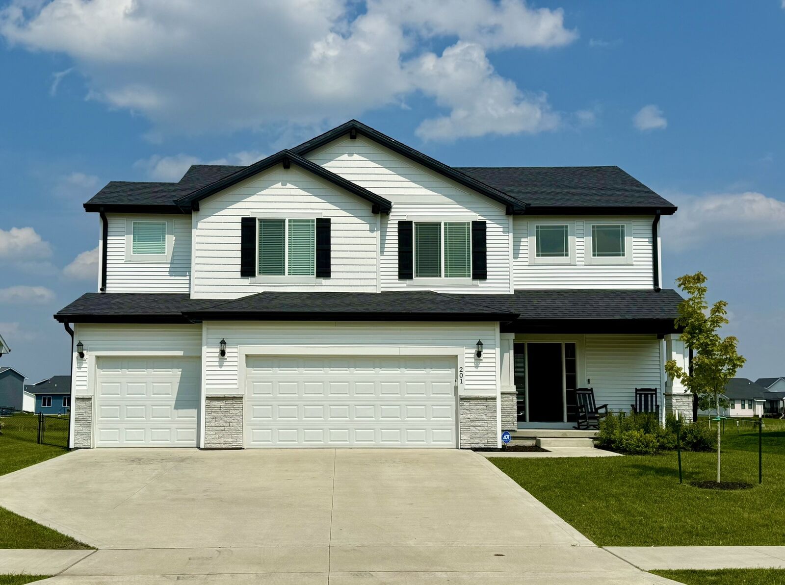 Property Photo: 201 Creekside Drive SW IA 50035