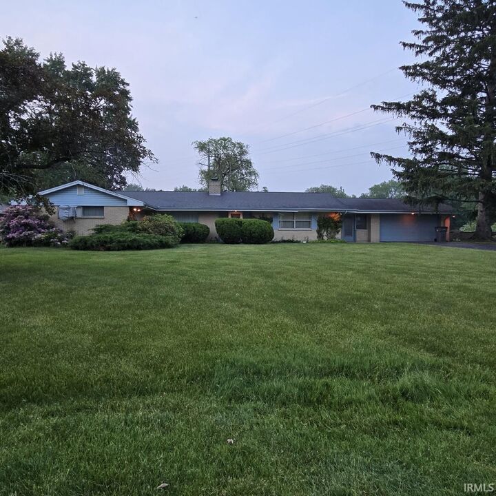 17295 Willowbrook Street  South Bend IN 46635 photo