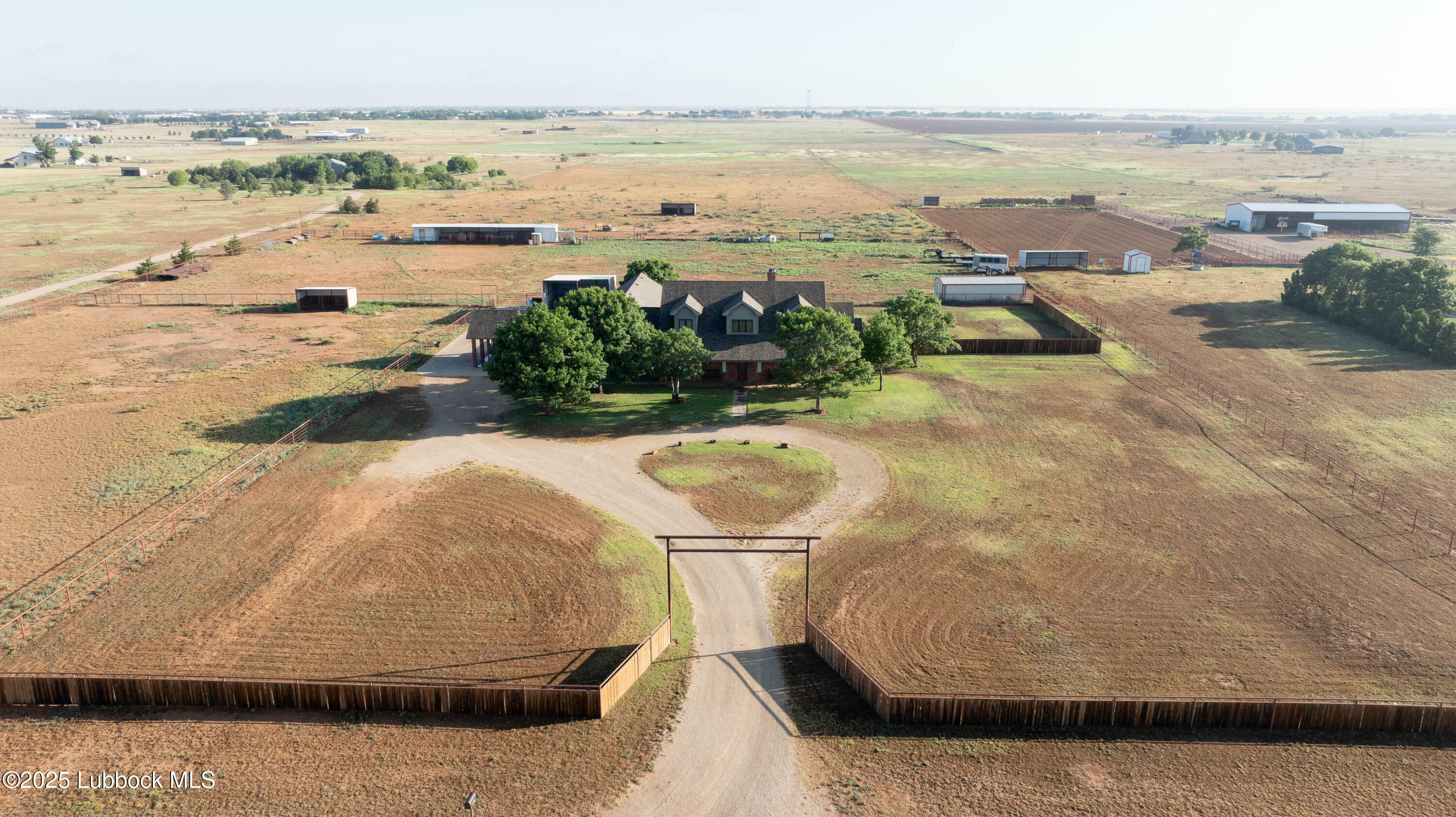 7910 County Rd 7700  Wolfforth TX 79382 photo