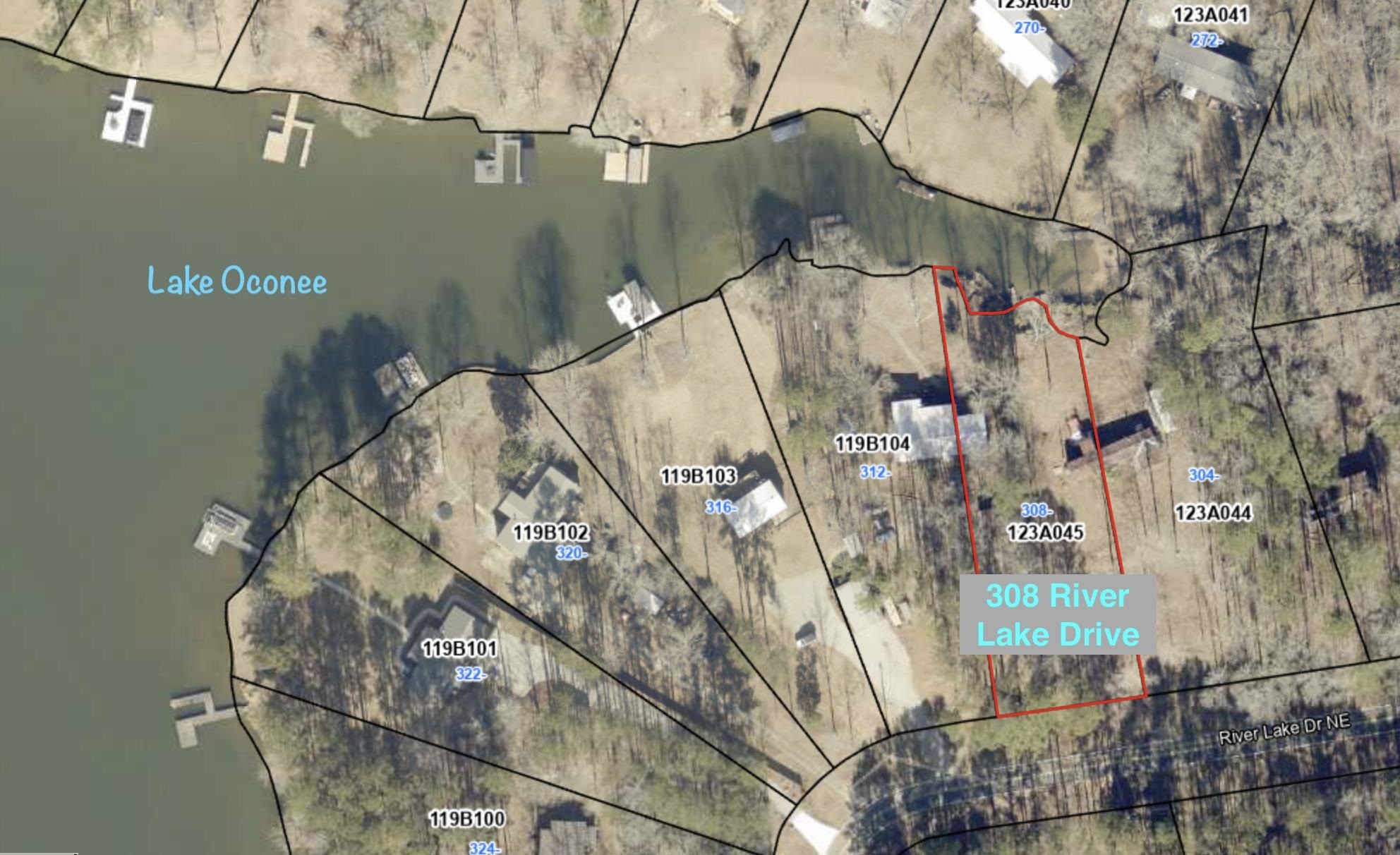 Property Photo: 308 River Lake Drive GA 31024-5310