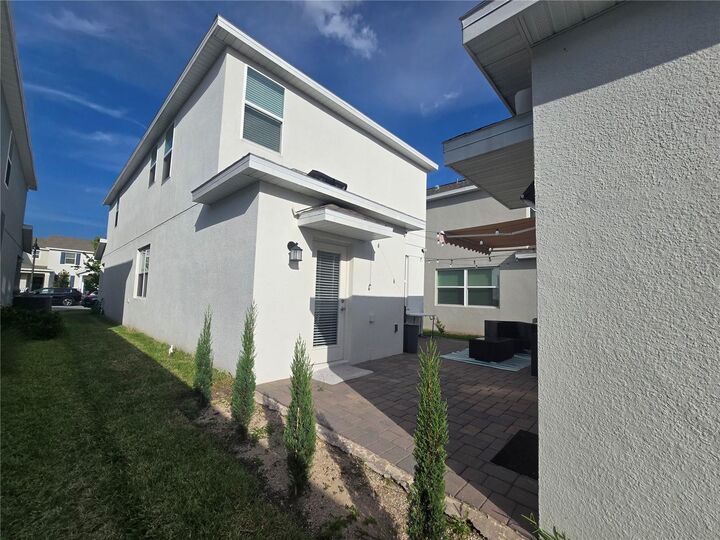 Property Photo:  11328 Listening Drive  FL 32832 