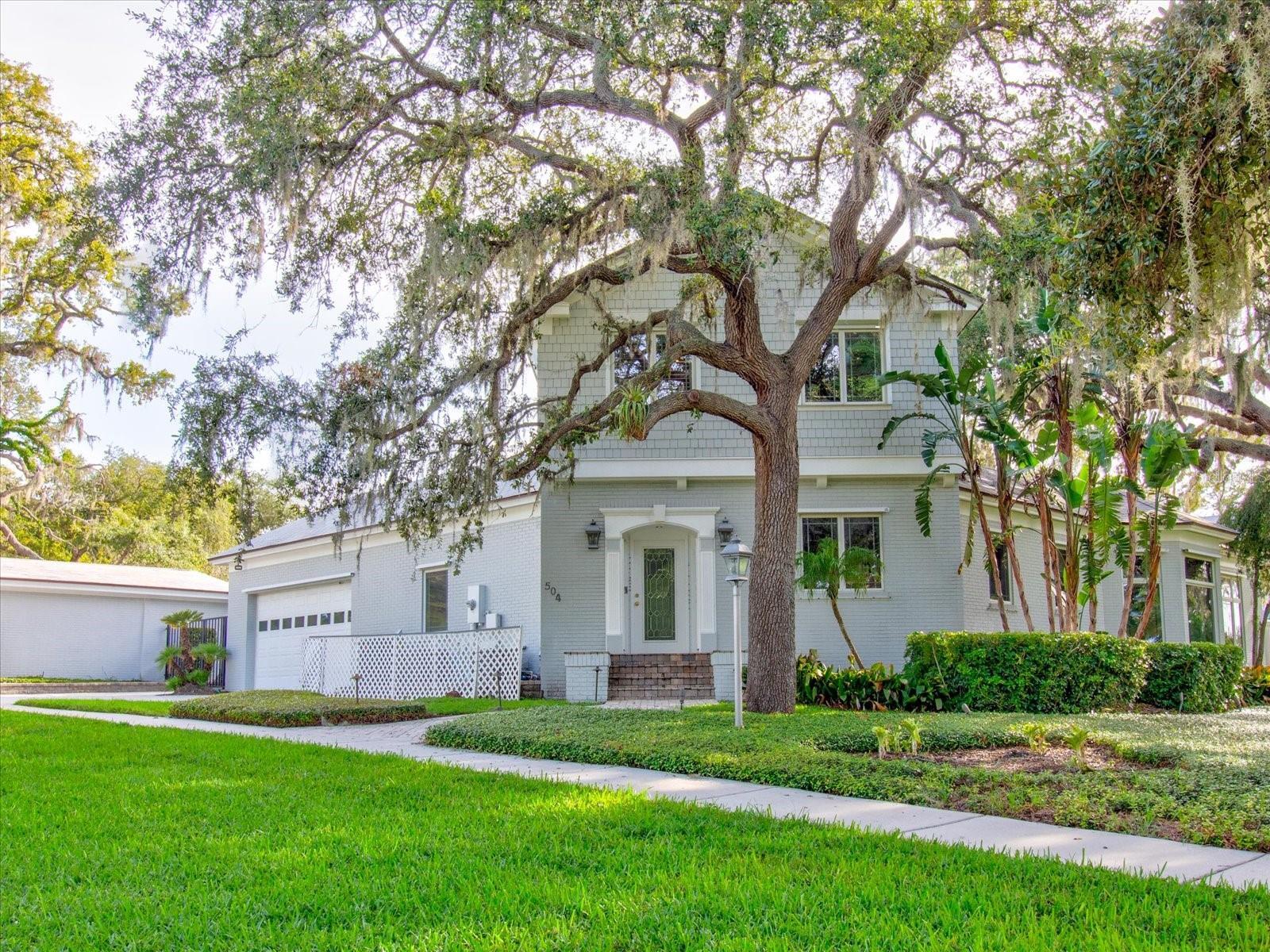 Property Photo:  504 Riverside Drive 504  FL 34689 