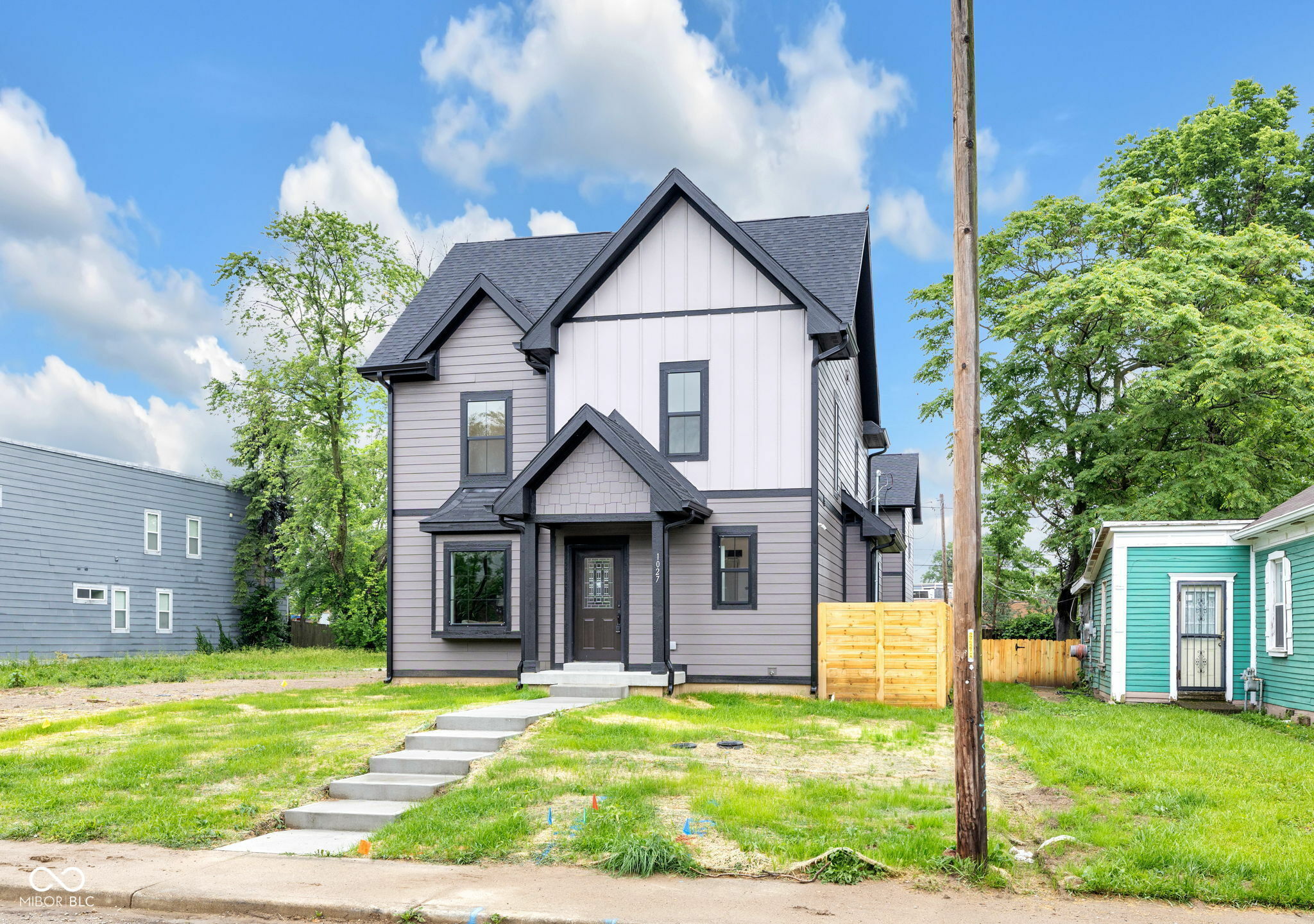 Property Photo: 1027 Hosbrook Street IN 46203
