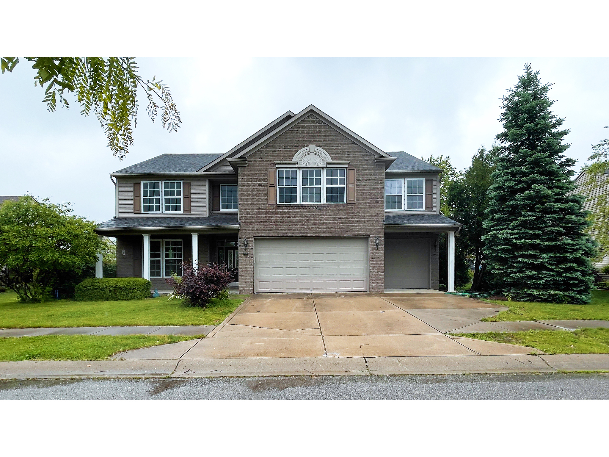 Property Photo: 16247 Countryside Boulevard IN 46074