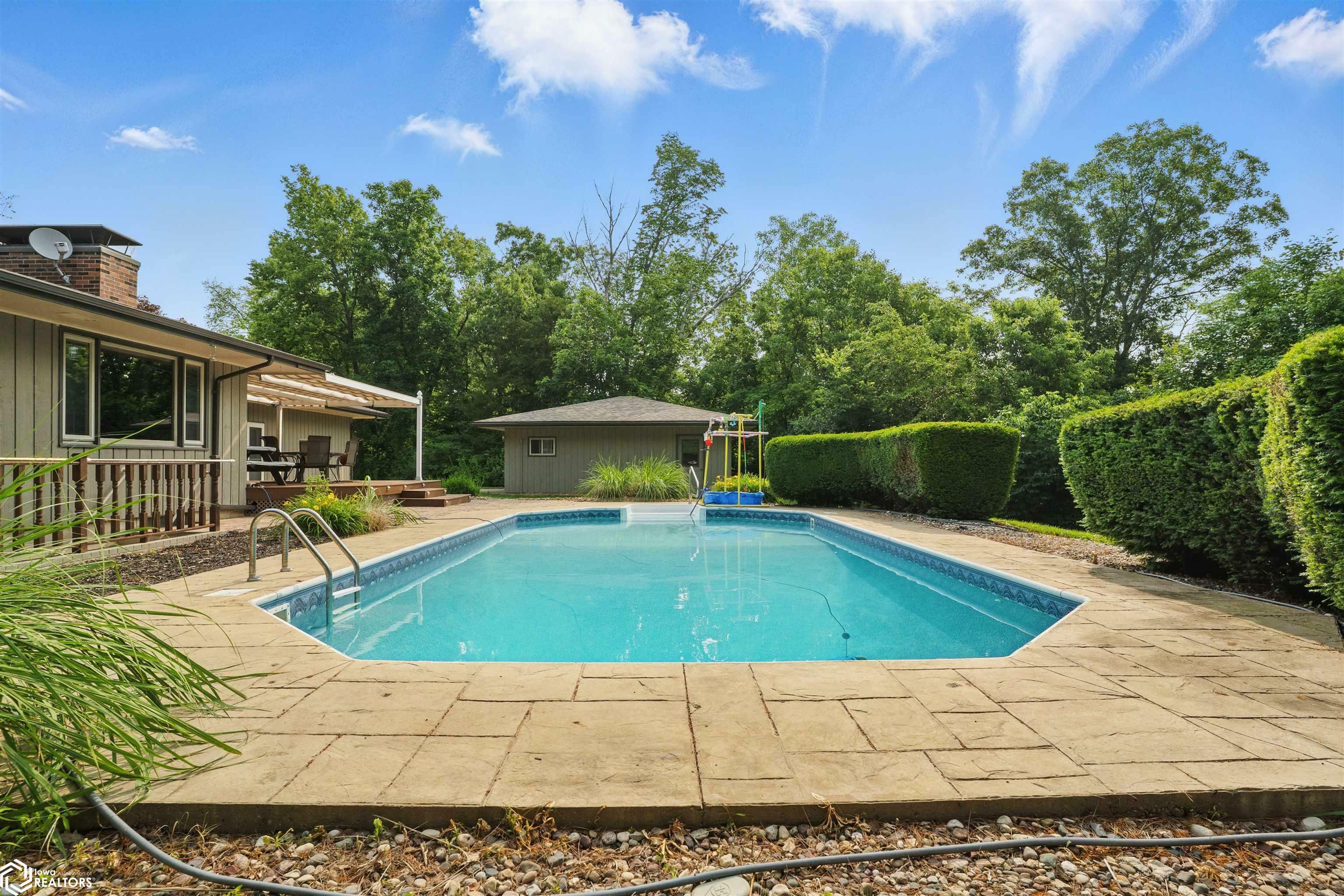 Property Photo: 12002 Sylvan Heights Road IA 52601
