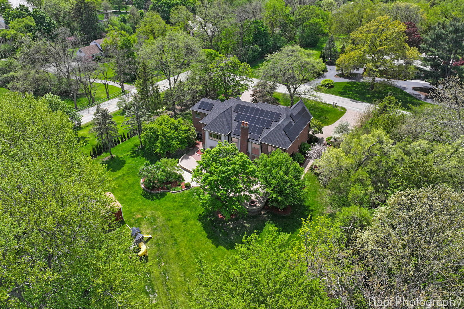 Property Photo: 1400 Banbury Road IL 60067