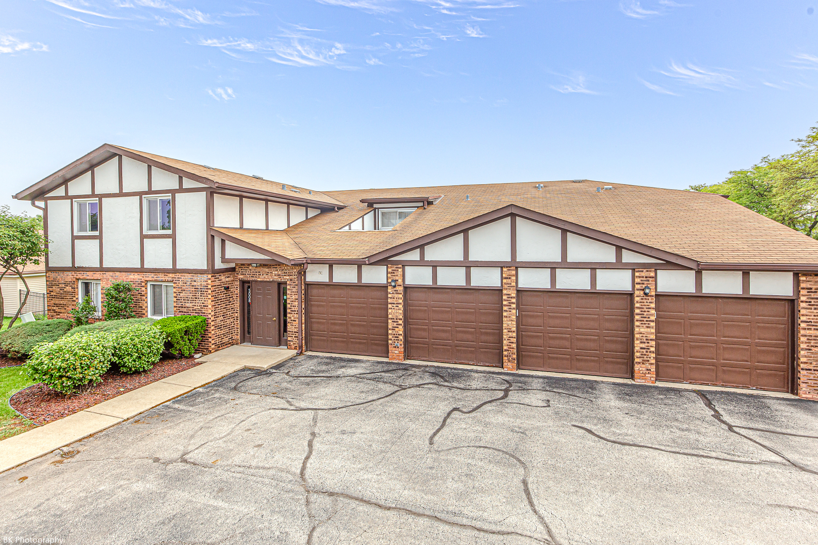 Property Photo: 5008 W 122nd Street 2B IL 60803
