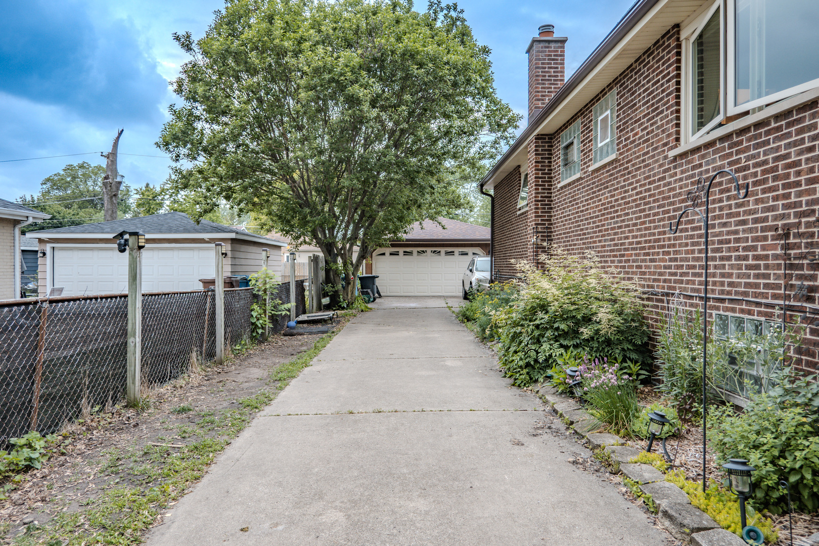 Property Photo: 14322 Kolin Avenue IL 60445