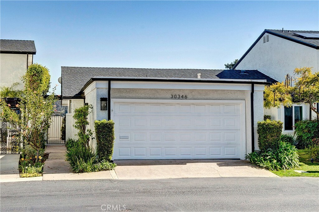 Property Photo: 30346 Via Reata CA 92677