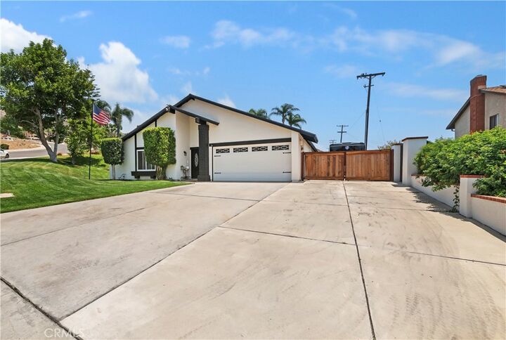 Property Photo: 5996 Winncliff Drive CA 92509