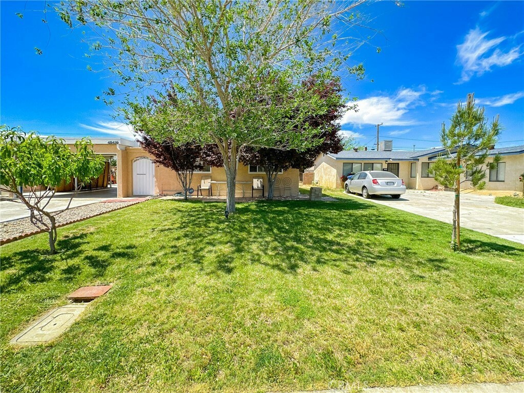 Property Photo: 45439 Lorimer Avenue CA 93534