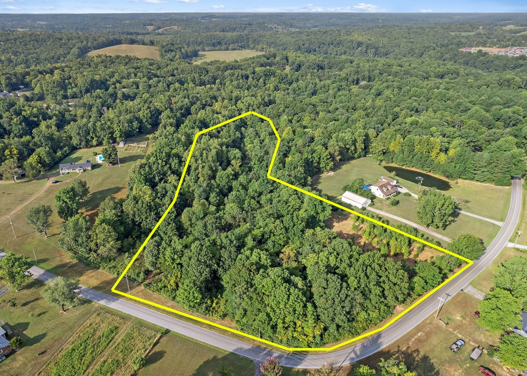 Property Photo: 2 Old County House Rd TN 37187