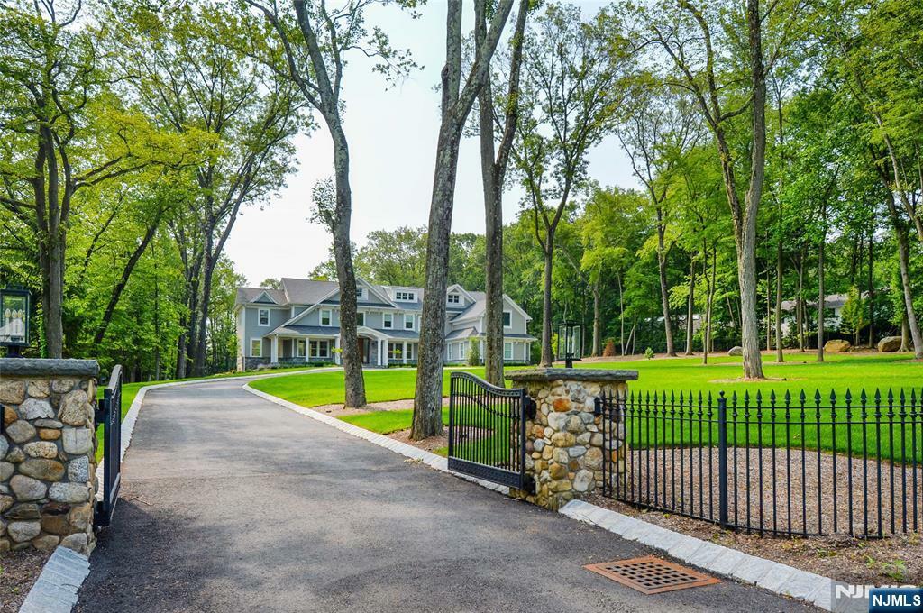 Property Photo: 789 Colonial Road NJ 07417