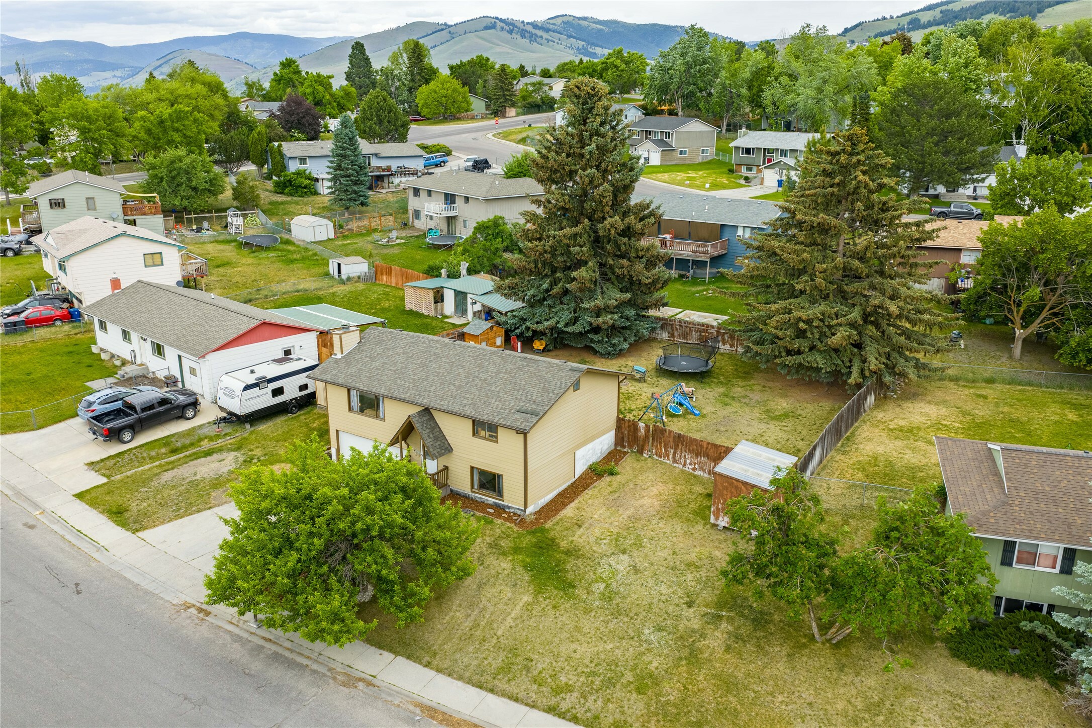 Property Photo: 5900 Longview Drive MT 59803