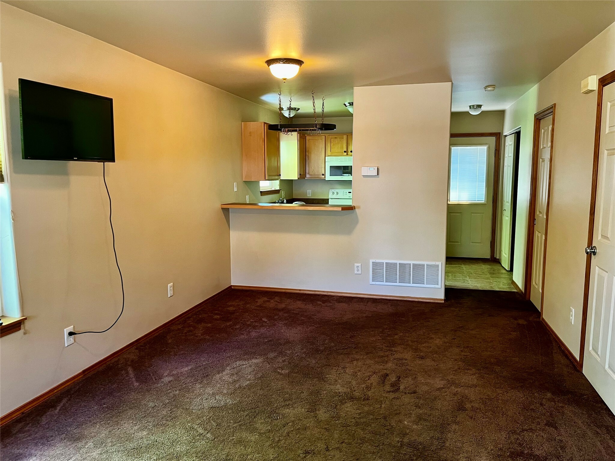 Property Photo: 218 N Garfield Street MT 59801