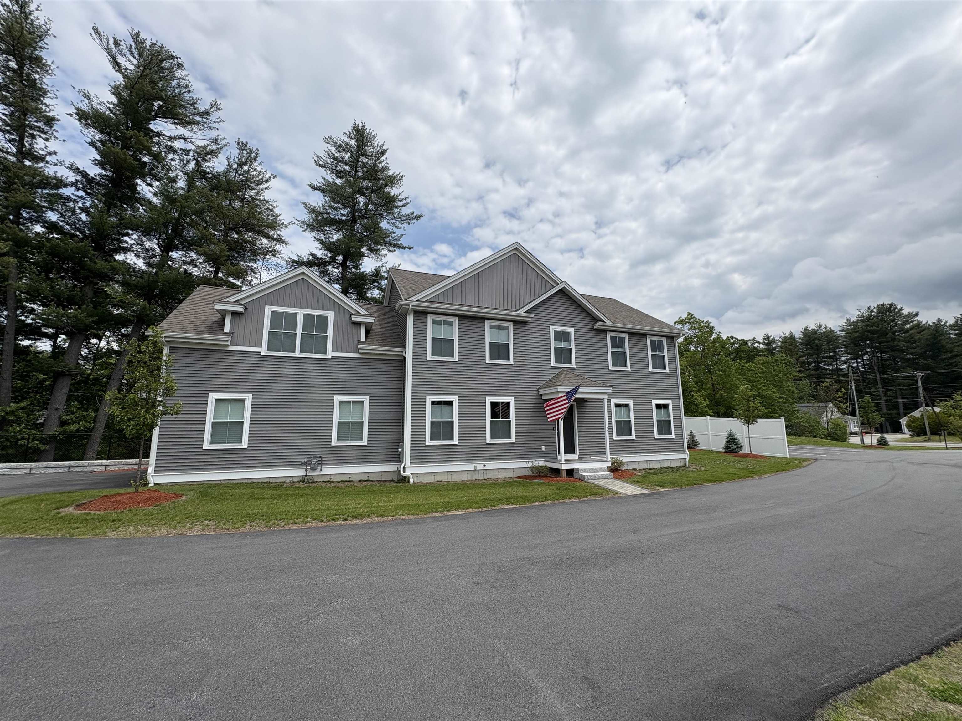 Property Photo: 3 Theresa Way NH 03062